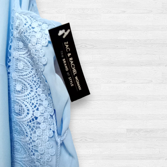 Zac & Rachel Woman Chambray Blue Crochet Detail Sleeveless Sheer Top Size 2X NEW - Picture 3 of 7